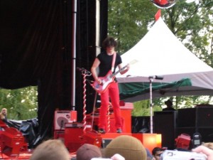 2636_1131909296785_5101061_n-300x225